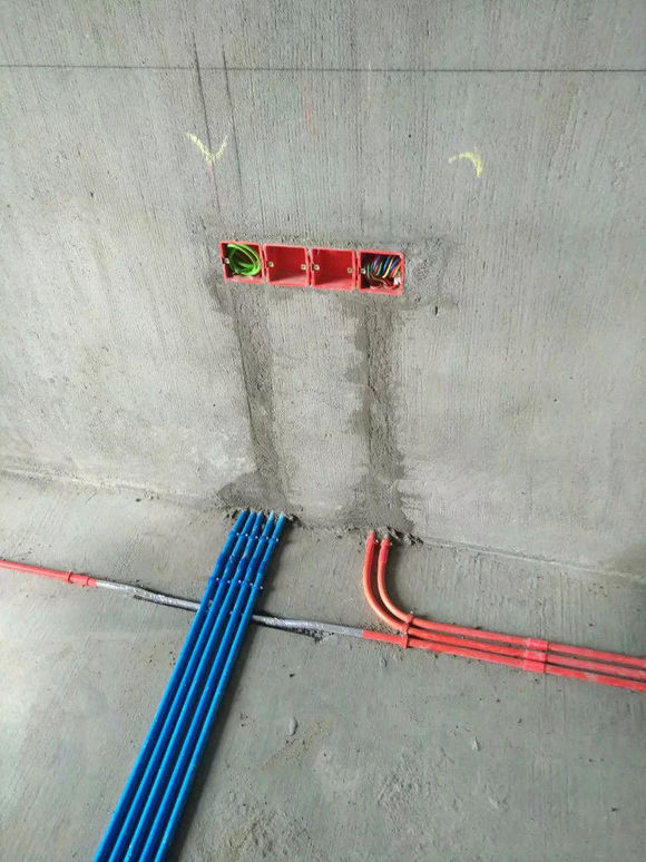01.jpg